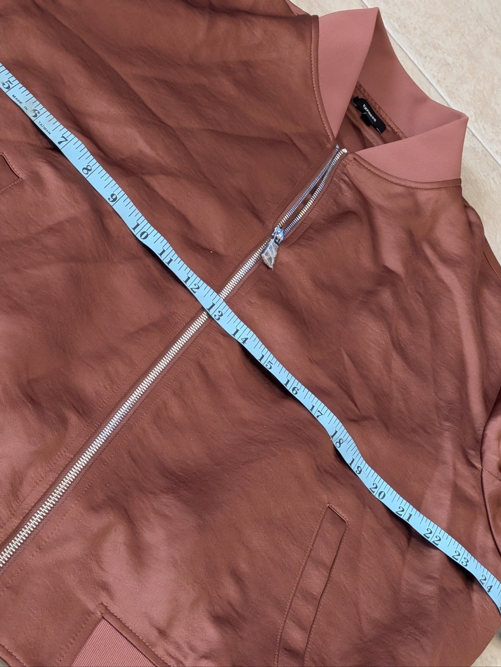 Express Rose Gold Satin Bomber Jacket Cinched Sleeves Size Medium - Picture 3 of 5